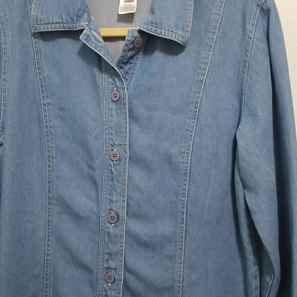 Pendleton light weight denim jacket/shirt. Size S. - Picture 2 of 4